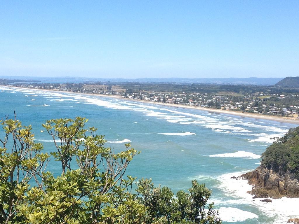 Waihi Beach Getaway-Studio, Ensuite & Private Deck Bagian luar foto
